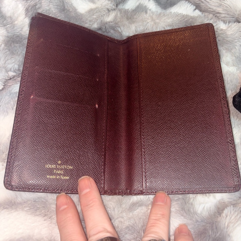 Louis Vuitton Burgundy Textured Wallet View 4